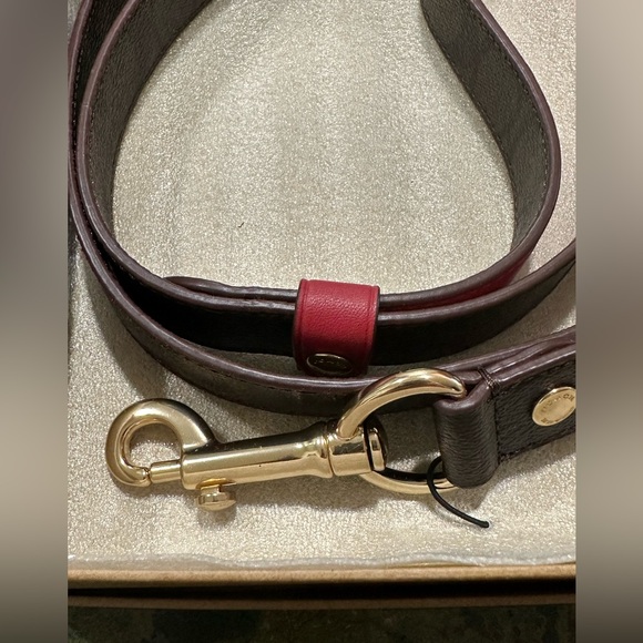 COACH PET DOG COLLAR AND LEASH set brown black red apple New Pretty last set - Picture 11 of 16